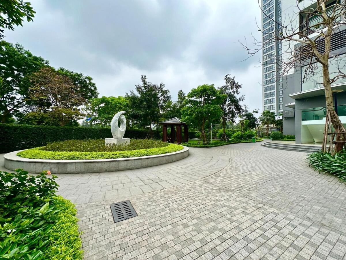 Căn hộ Floor, Quiet, Comfort In Centre, Quick To Airport *